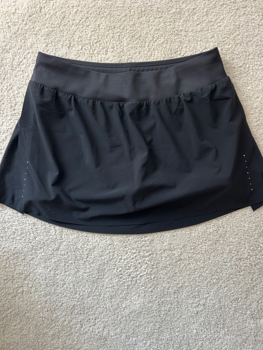 Women’s Athleta Black Fast Route Run Skort, Size M